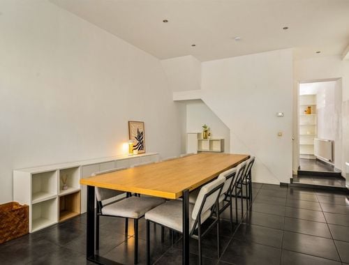                                         Maison unifamiliale à vendre à Sint-Niklaas, € 325.000
