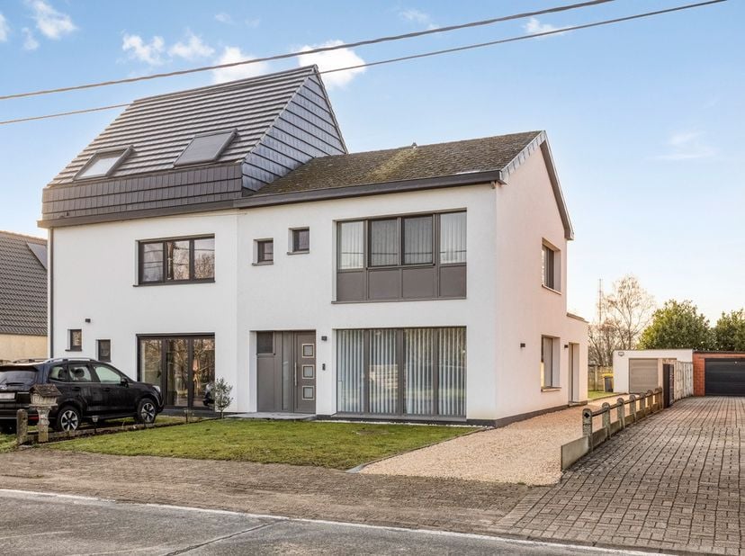 Huis te koop in ,
                    2270 Herenthout