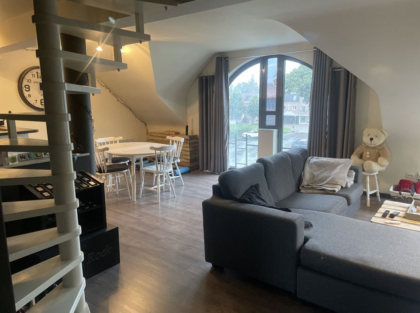 Appartement à louer à Kerkplein ,
                    3941 Eksel