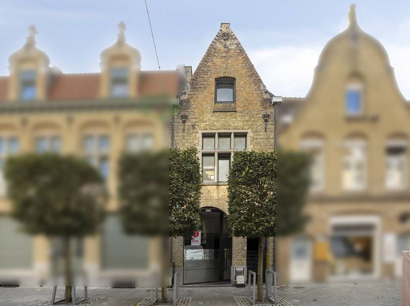 Bedrijfsvastgoed te huur in Marktstraat 11,
                    8620 Nieuwpoort