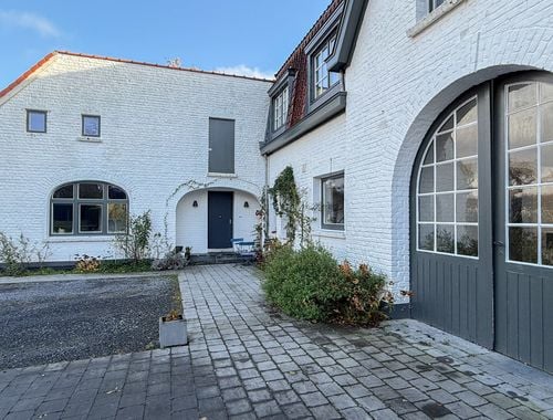                                         Woning te huur in La Hulpe, € 1.950
