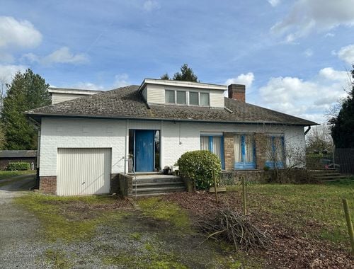                                         Villa à vendre à Sint-Martens-Latem, € 750.000
