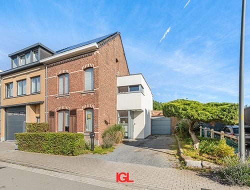                                         Woning te koop in Sint-Pieters-Leeuw, € 595.000
