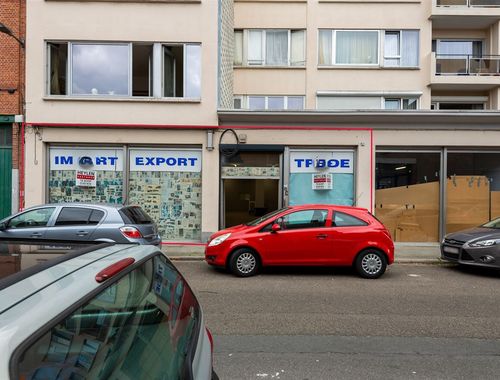                                         Rez-de-chaussée commercial à vendre à Antwerpen, € 359.000
