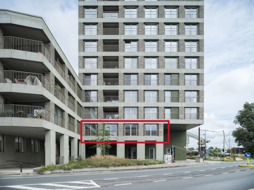 Bien professionnel à vendre
                    à 9000 Gent