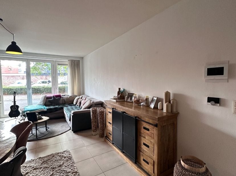 Appartement à louer
                    à 2400 Mol