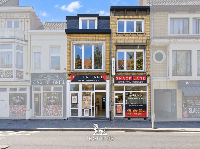 Bedrijfsvastgoed te koop in Zwevegemsestraat 54,
                    8500 Kortrijk