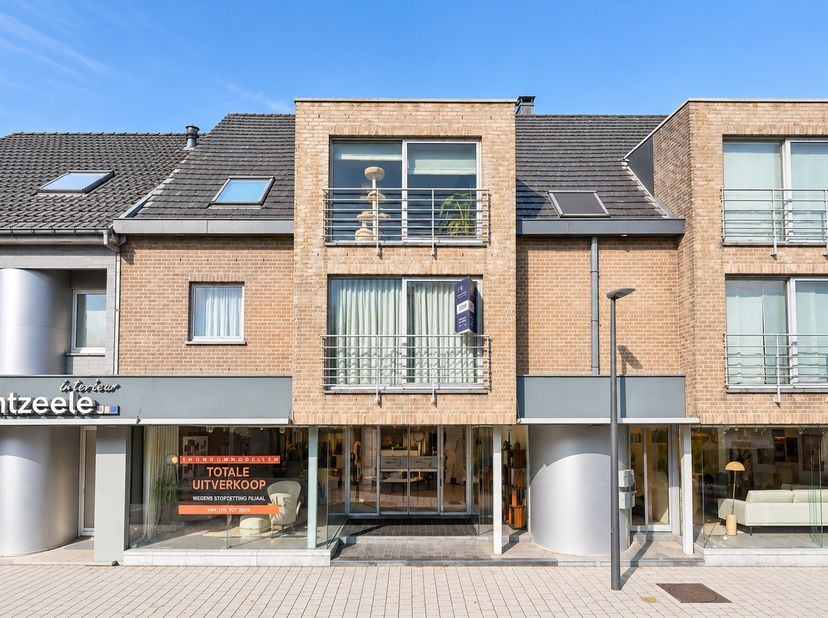 Appartement te huur in Koningin Astridlaan 2 bus 102,
                    9820 Bottelare