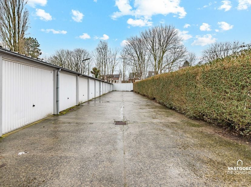 Garage te koop in Morekstraat 139+,
                    9032 Wondelgem