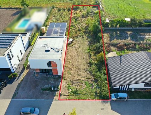                                         Grond te koop in Opitter, € 175.000
