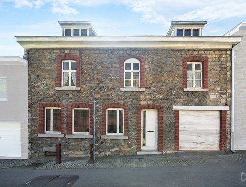                                         Maison à vendre à Sougné-Remouchamps, € 120.000
