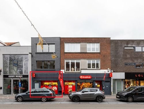                                         Handelszaak te koop in Brasschaat, € 675.000
