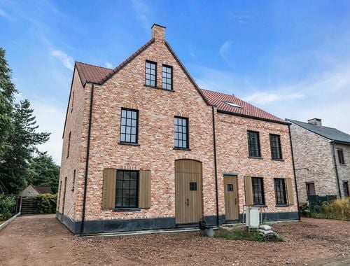                                         Woning te koop in Koersel, € 490.000
