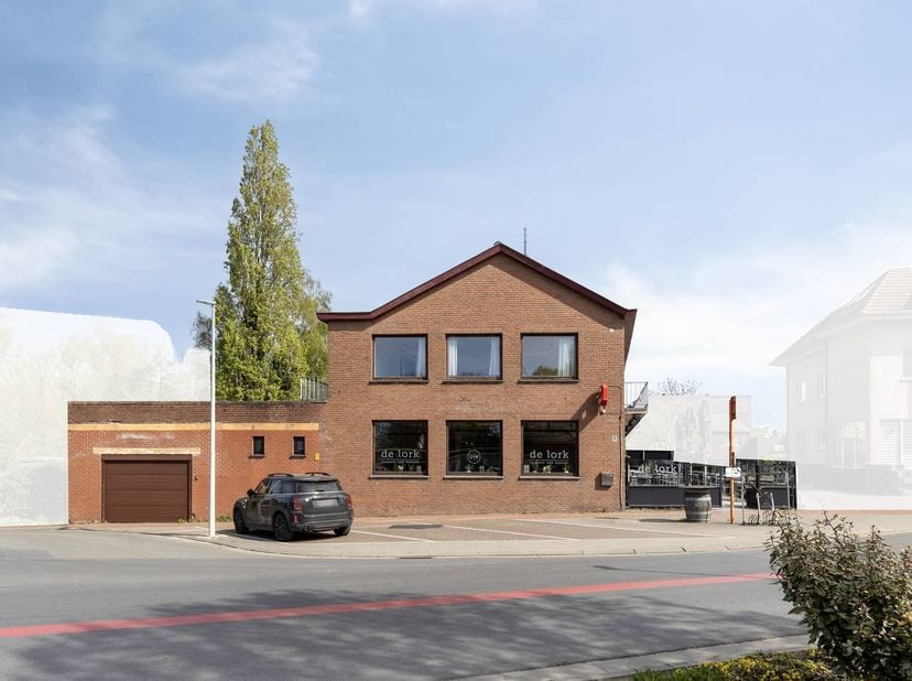 Te koop in Landegem (Deinze): Brasserie De Lork – instapklare horecazaak met ruime woonst<br />
<br />
In het charmante Landegem bieden wij u Brasseri