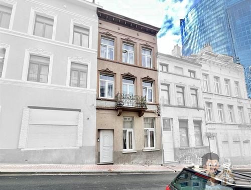                                         Immeuble d'appartements à vendre à Saint-Josse-ten-Noode, € 445.000
