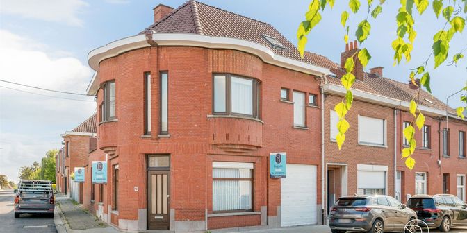 Huis te koop in Rue des Volontaires de Guerre 16, 7711 Dottenijs