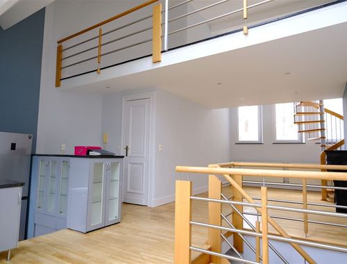                                         Duplex te huur in Brussel, € 1.400
