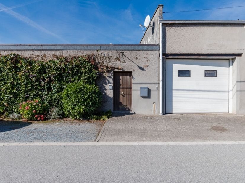 Huis te koop in Driebunderstraat 1,
                    9620 Zottegem
