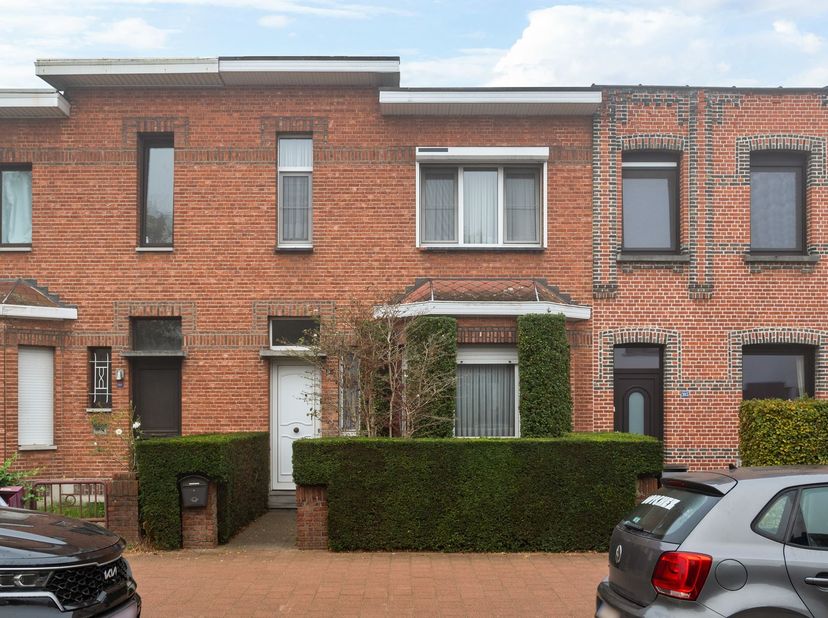 Huis te koop in Koning Albertlei 103,
                    2950 Kapellen