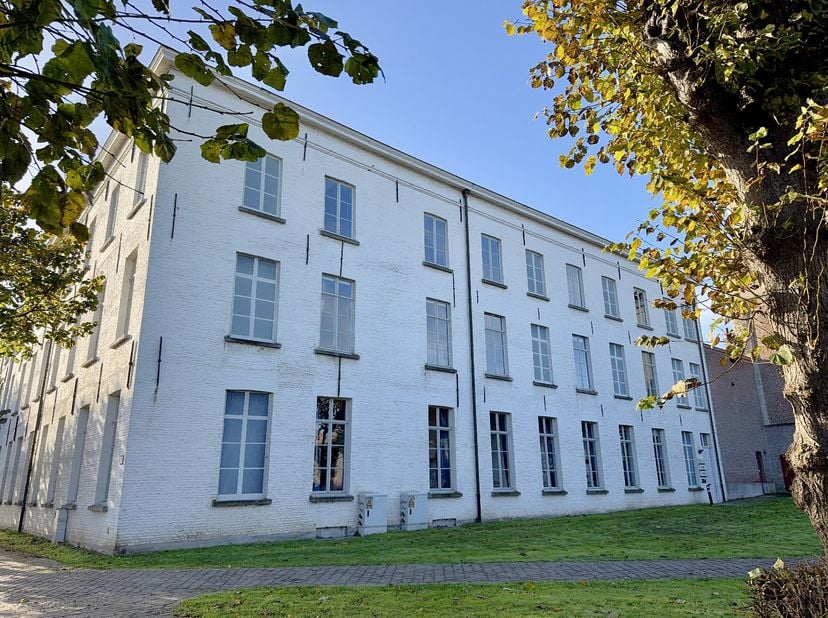 Bedrijfsvastgoed te huur in Drongenplein 26 bus D,
                    9031 Drongen