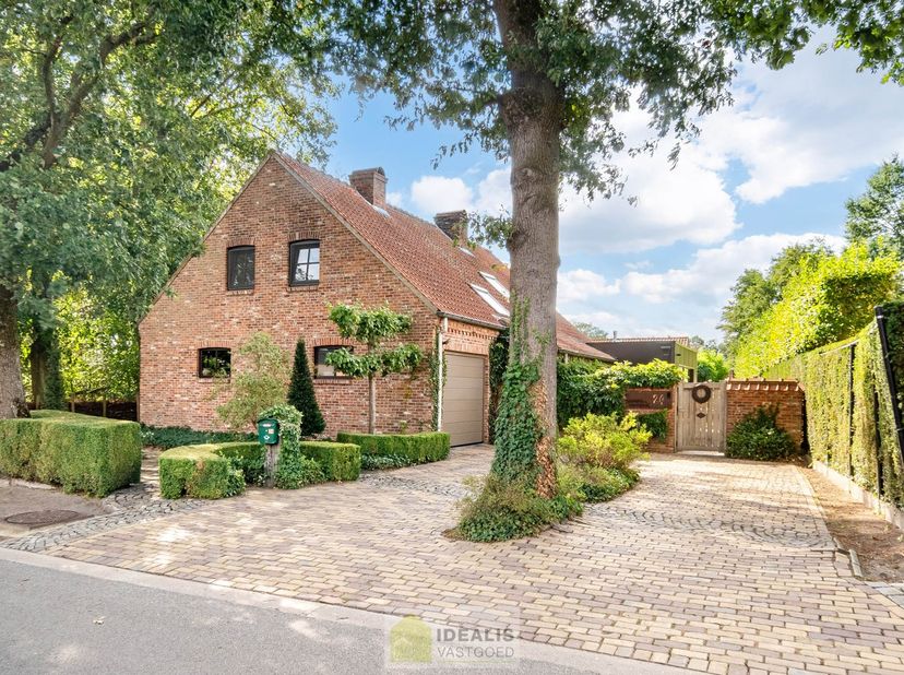 Huis te koop in Urnenveldstraat 24,
                    3900 Overpelt