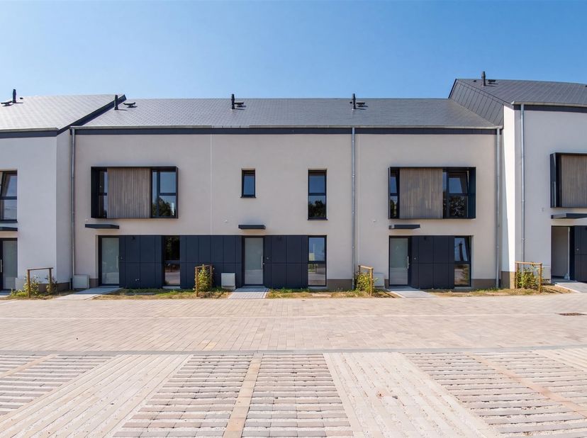 Maison à louer à rue des Frères Lambiottes 9,
                    6720 Habay-la-Neuve