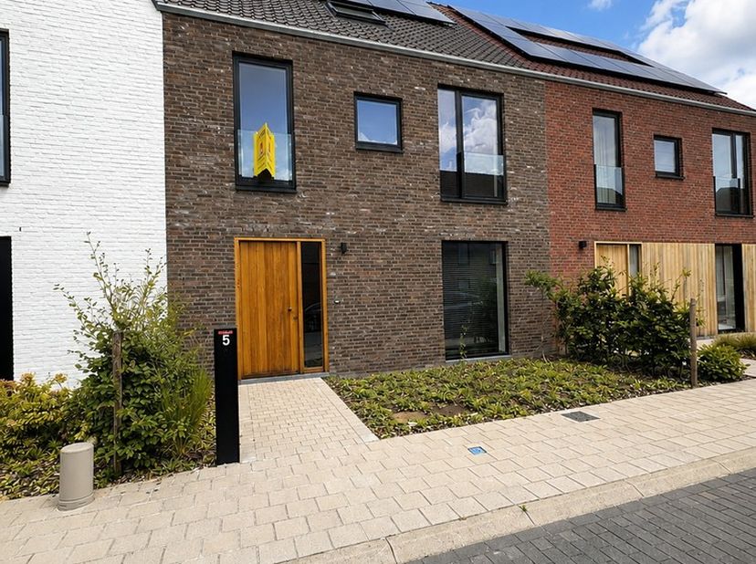 Maison à louer
                    à 8500 Kortrijk