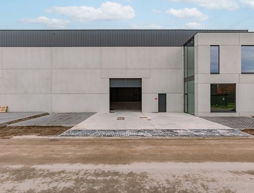                                         Bedrijfsgebouw te koop in Oostkamp, € 1.199.979
