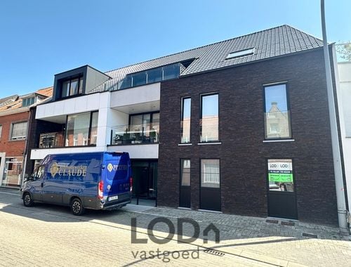                                         Appartement à louer à Ruddervoorde, € 900

