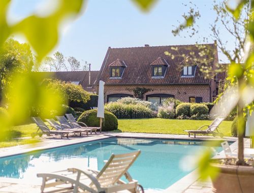                                         Woning te koop in Néchin, € 1.390.000

