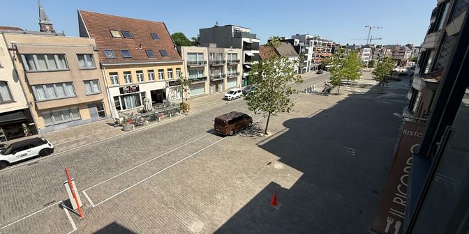 Appartement te koop in Markt 106 bus 003, 9800 Deinze