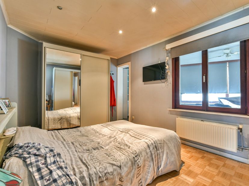 Handelshuis te koop in het hart van Blankenberge, gelegen op een perceel van 349 m², met zeer veel renovatiepotentieel en mogelijkheden.<br />
Het gel