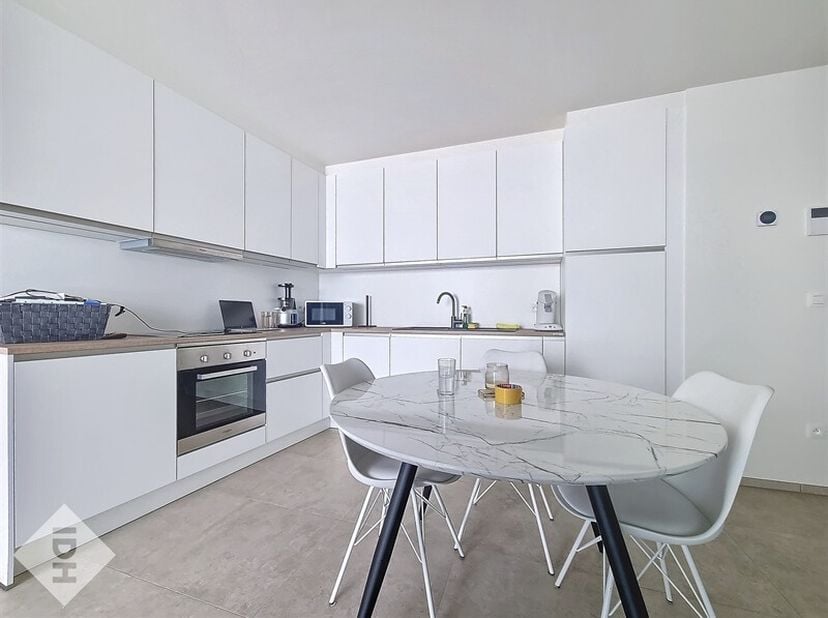 Appartement 2 chambres, disponible à partir du 1er novembre.<br />
À la recherche dun appartement moderne et confortable à Dottignies ? Découvrez ce b