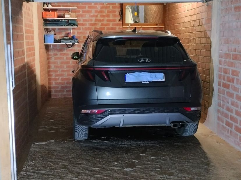 Te koop: gesloten garage in de Steekspelstraat, Koksijde. Deze praktische garage bevindt zich op een vlot bereikbare locatie in Koksijde, West-Vlaande