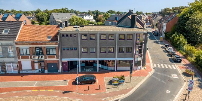 Bedrijfsvastgoed te koop in Statiestraat 1-3-5, 9180 Moerbeke