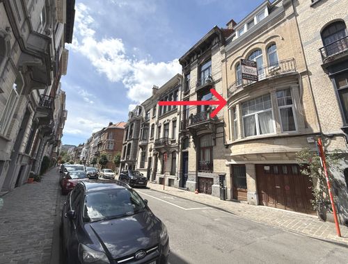                                         Maison de ville à vendre à Ixelles, € 1.120.000
