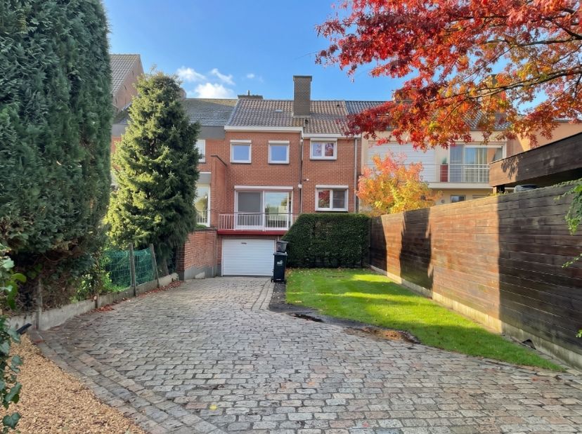 Huis te huur in Overleiestraat 8,
                    8530 Harelbeke