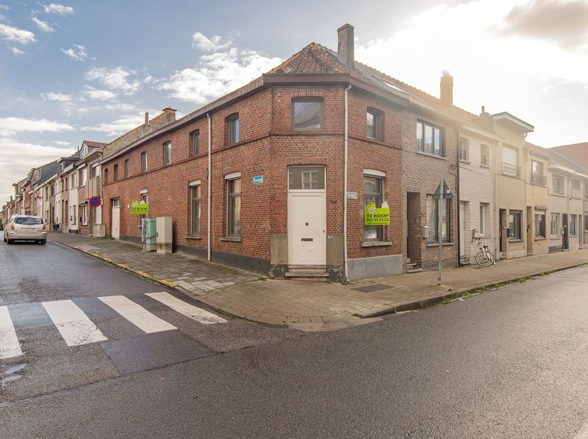 Huis te koop in Gasthuisstraat 57,
                    9140 Temse