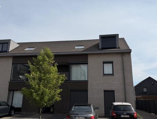                                         Duplex te koop in Kwaadmechelen, € 334.000
