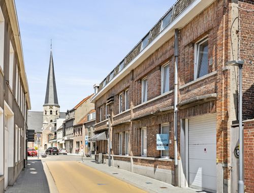                                         Bâtiment commercial à vendre à Deerlijk, € 289.000
