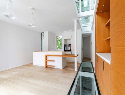                                         Triplex à vendre à Etterbeek, € 825.000
