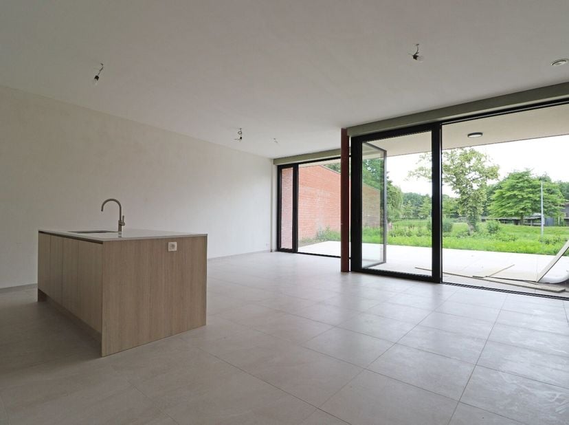 Welkom in het hart van Ardooie, welkom in residentie Parkzicht 2. Het uniek woonproject met het comfort van vandaag met zicht achteraan op het gemeent