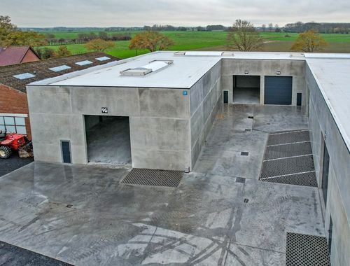                                         Entrepôt à louer à Oostvleteren, € 995
