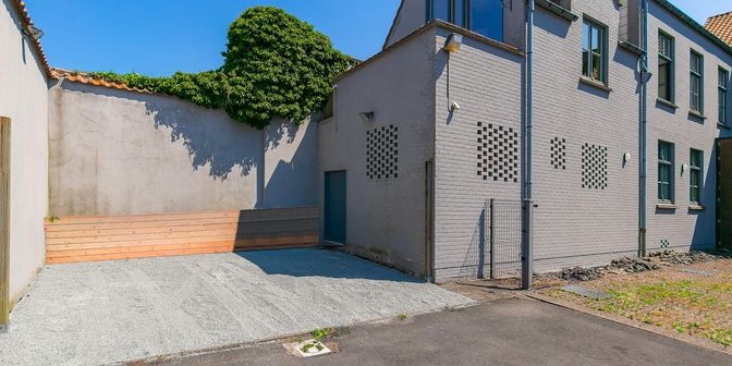 Garage te huur in Stationsstraat 62, 8480 Eernegem