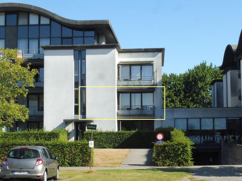 Appartement te koop in Raadsherenlaan 30 bus 102,
                    8310 Sint-Kruis