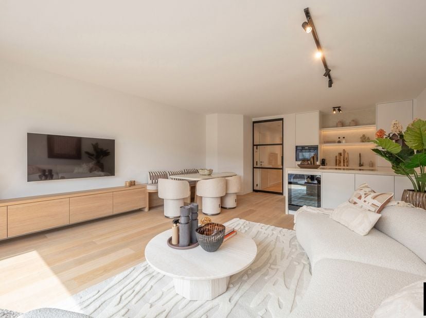 Exclusief en totaal gerenoveerd luxeappartement met uitzonderlijke afwerking op een absolute toplocatie in de prestigieuze Van Bunnenlaan, op enkele s