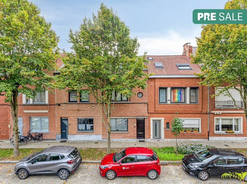 Huis te koop in Jozef Wautersstraat 98,
                    9050 Gentbrugge