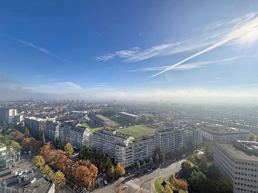 Appartement te koop in BOULEVARD LOUIS METTEWIE 69,
                    1080 Sint-Jans-Molenbeek