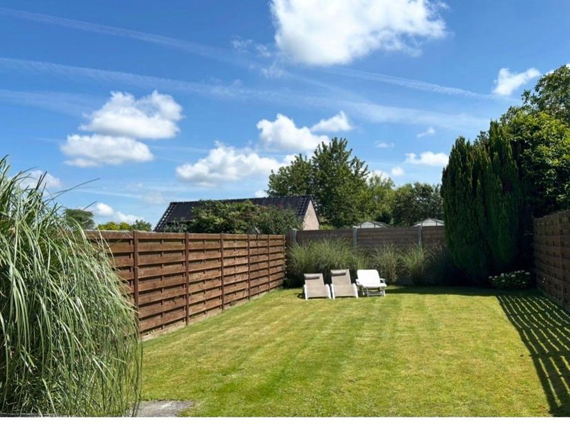 BEZOEKDAG WOENSDAG 3/6 VAN 17U TOT 19U (enkel op afspraak!)<br />
DENDERHOUTEM - Deze goed onderhouden bel- etage is gelegen in het landelijke Denderh