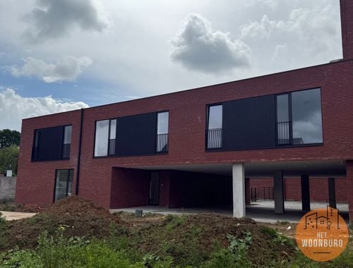                                         Appartement te huur in Sint-Kwintens-Lennik, € 1.050
